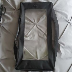 Thirty one top a tote